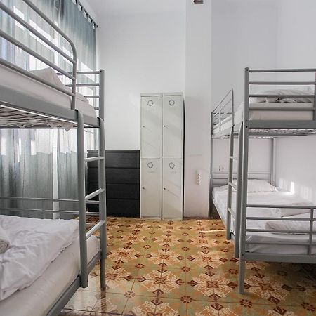 Bbtk Bed And Bike Hotel Малага Екстериор снимка
