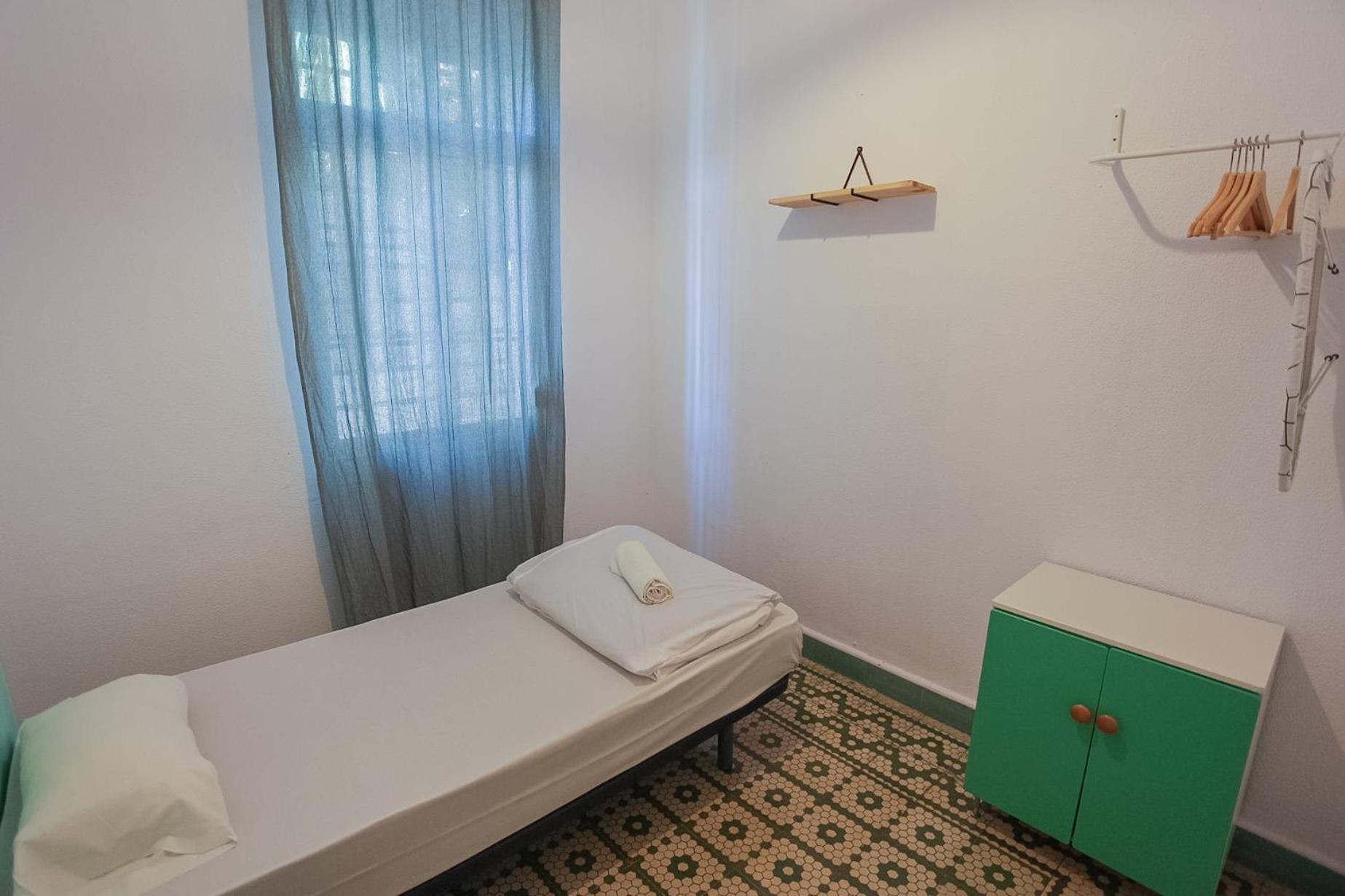 Bbtk Bed And Bike Hotel Малага Екстериор снимка
