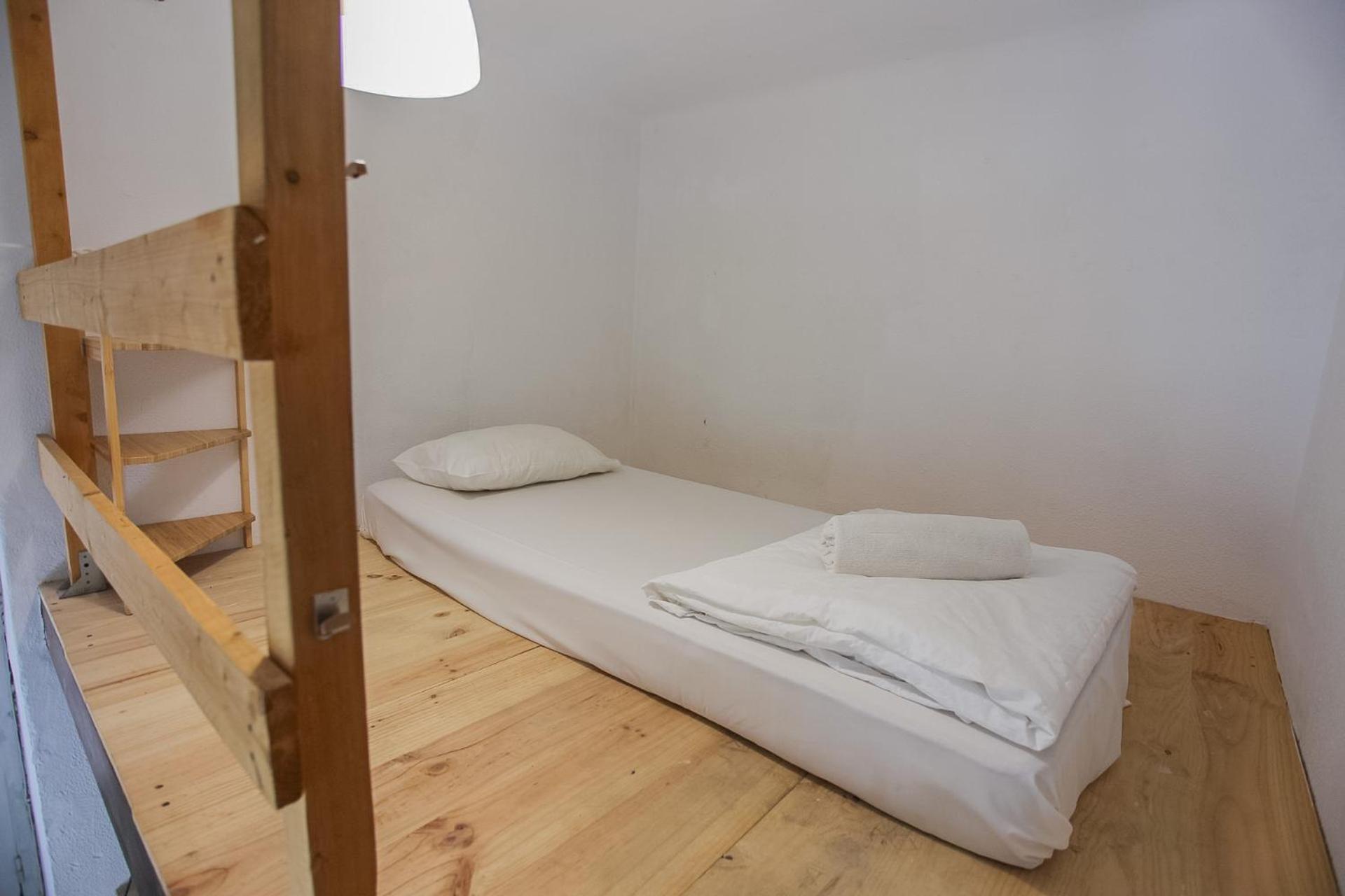 Bbtk Bed And Bike Hotel Малага Екстериор снимка